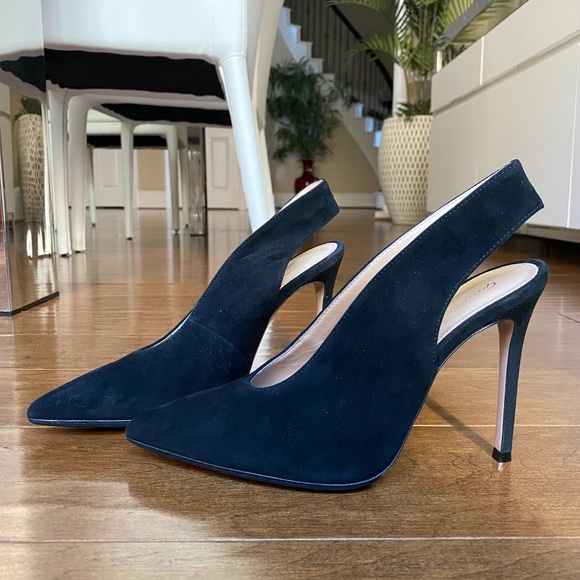 Gianvito Rossi Delta Pumps - Picture 6 of 14